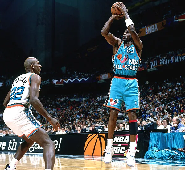 Air-Jordan-11-Columbia-OG-Michael-Jordan-PE-08