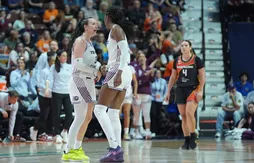 Marina Mabrey fait tomber une pluie de 3-points sur Connecticut
