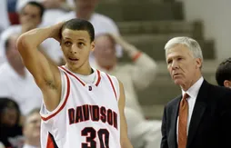 NCAA | L’ancien coach de Stephen Curry à Davidson prend sa retraite