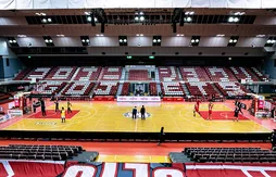 Covid-19 : au Japon, le championnat suspendu après une tentative de reprise “chaotique”