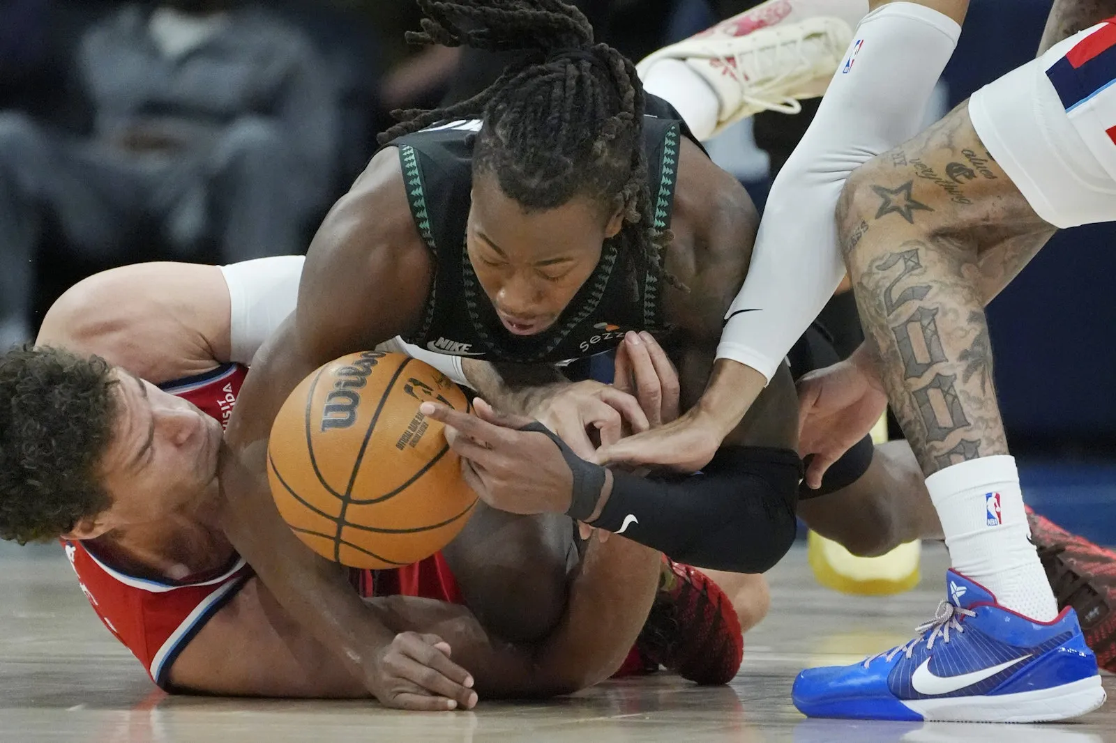 clippers wolves
