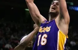 Pau Gasol passe au triple-double !