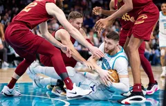 Même le réservoir à moitié vide, les Cavs finissent par l’emporter…