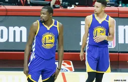 Avec 41 passes décisives face à New York, les Warriors continuent leur récital offensif