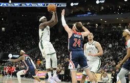 À Milwaukee, les Wizards se réveillent beaucoup trop tard