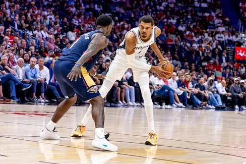 https://www.basketusa.com/thumbor/E5_Pellz3ZxrrUIOB6ave8uLH_s=/488x325/smart/filters:format(webp)/https%3A%2F%2Fmedia.basketusa.com%2Fmain%2F2026%2F05%2FUSATSI_27410873-e1779070471448.jpg