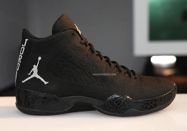 air-jordan-29-blackout-1