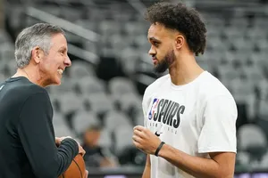 Chip Engelland, « docteur du tir » au chevet des Rockets