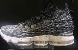 Nike : minimalisme et innovation pour la LeBron 15