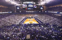 Objectif record : les Spurs accueilleront les Warriors dans leur salle de… 65 000 places