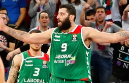 Ioannis Bourousis ne rejoindra pas la NBA