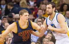 Timofey Mozgov – Andrew Bogut : le choc des bûcherons