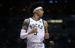Milwaukee ajoute un D.J. pour ses soirées