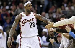 LeBron James assomme les Knicks avec 24 points de suite !