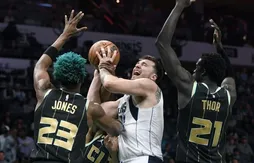 Les Mavericks se sabordent encore à Charlotte !