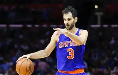 Jose Calderon ravi de la signature de Jeff Hornacek