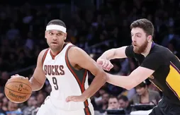 Jared Dudley taille un costard à Kobe Bryant