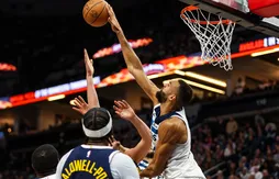 Les Wolves infligent aux Nuggets leur première défaite