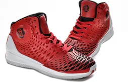 Adidas : la Rose 3.5 déjà visible sous toutes les coutures