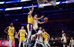 Stephen Curry et les Warriors domptent LeBron James et les Lakers !