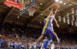 En colère, Cooper Flagg s’est calmé avec un énorme “poster”
