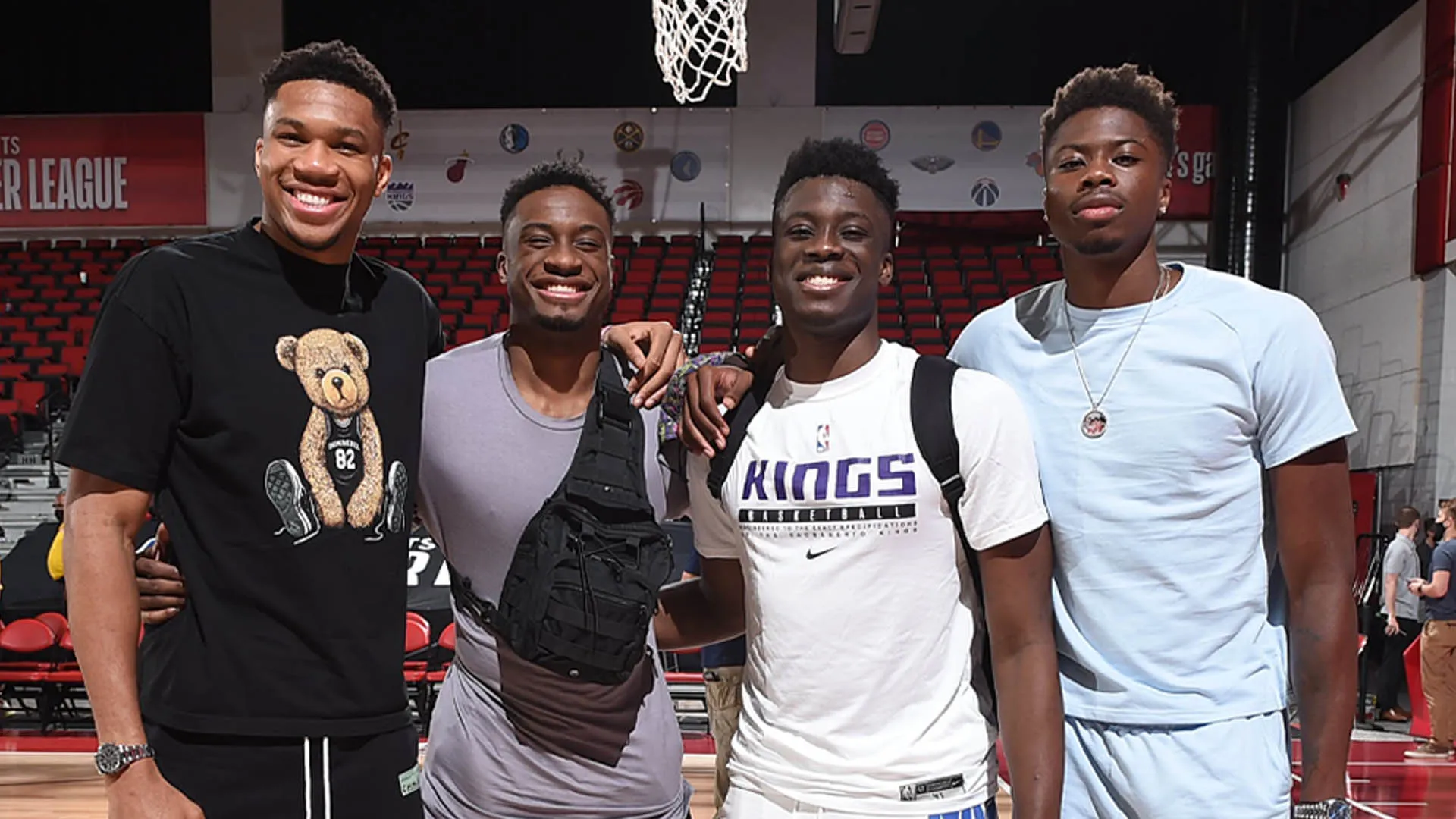 Les frères Antetokounmpo