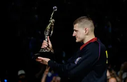 Le MVP de la nuit | Nikola Jokic fête son trophée Michael Jordan avec un match parfait