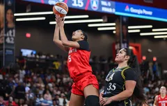 Angel Reese martyrise les Sparks pour son retour