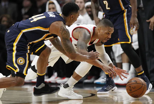 Damian Lillard (26 points, 10 passes) et Moe Harkless ont été les meilleurs scoreurs pour Rip City qui bat son record de points sur la saison, et parvient donc à se relancer après sa défaite face à Houston.