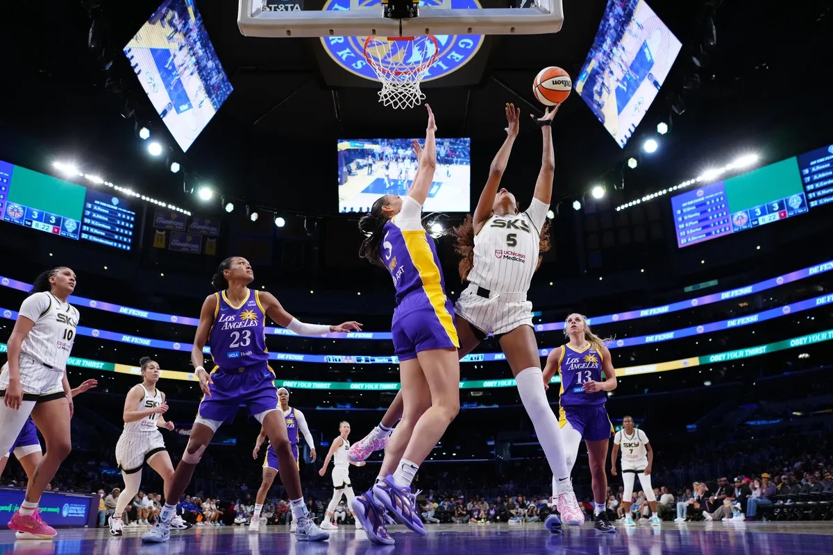 Angel Reese avec le Chicago Sky