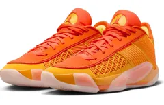 La Air Jordan 38 Low fonce à l’orange