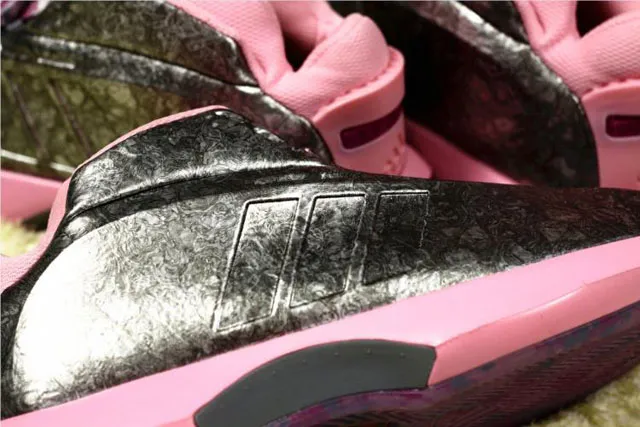 adidas-crazy-1-john-wall-mom-pe-06