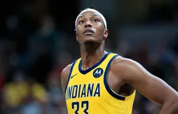 Myles Turner gonflé à “block”