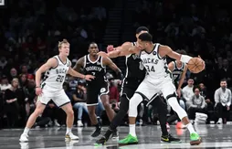 Malmenés, les Bucks s’en sortent au finish à Brooklyn