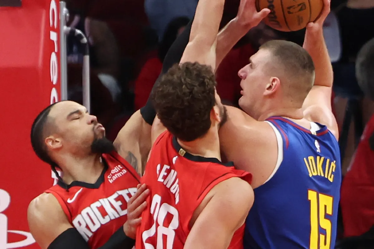 Nikola Jokic face à Houston