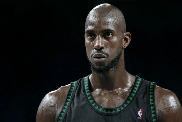 Minnesota : deux ans de plus pour Kevin Garnett