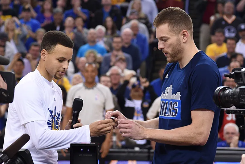 NBA: Dallas Mavericks at Golden State Warriors