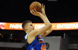 Plus détendu, Kristaps Porzingis fait bonne impression face aux Wizards