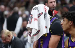 Un triple-double rare mais dans le vide pour Anthony Davis