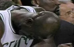 La vidéo du jour : l’énorme bosse de Kevin Garnett