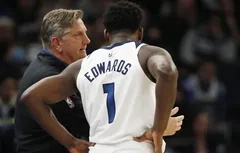 Anthony Edwards salue la 200e victoire de Chris Finch avec les Wolves