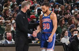 Dans le dur, les Warriors ne veulent pas céder à la panique