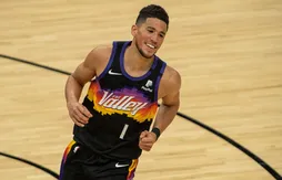 Devin Booker offre des places pour la finale de conférence au fan des Suns qui s’est battu à Denver