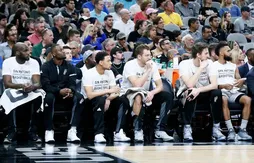 La sortie de Kawhi Leonard a tétanisé les Spurs