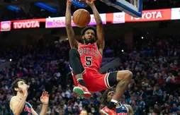 Derrick Jones Jr. retourne à Chicago pour deux ans