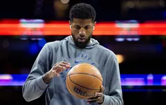 Philadelphie officialise la fin de la saison de Paul George