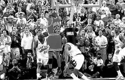 Bryon Russell lance un défi à Michael Jordan !