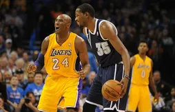 Comme Michael Jordan avec lui, Kobe Bryant devient le mentor de la nouvelle génération
