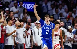 Sous les yeux de Bryce James et Gilbert Arenas, Cooper Flagg brille face à Arizona