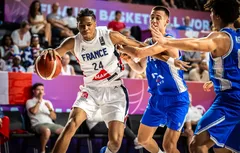 Messi Yangala raconte l’entraîneur Tony Parker avec les U17
